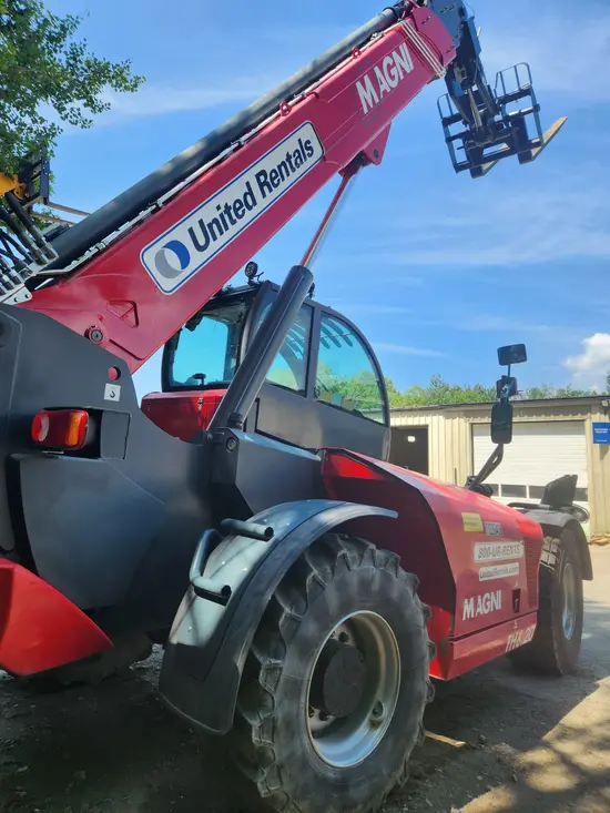 2017 MAGNI TH6.20 Forklift