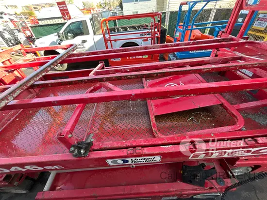 2017 MEC 4046SE Scissor Lift