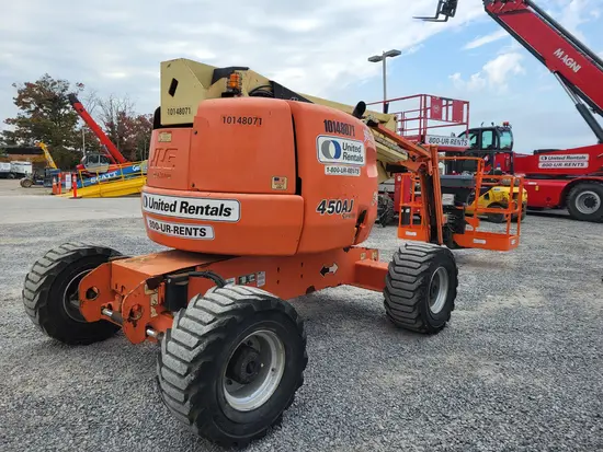 2013 JLG 450AJ Articulating Boom Lift