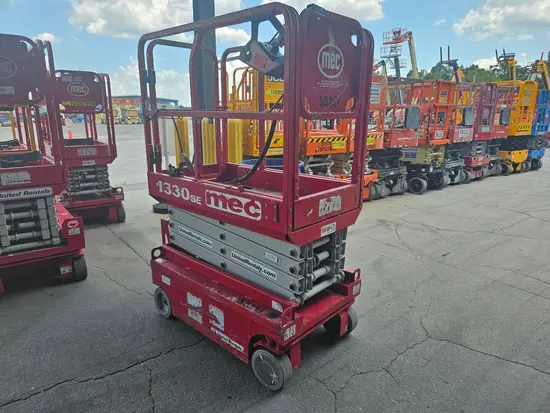 2018 MEC 1330SE Scissor Lift