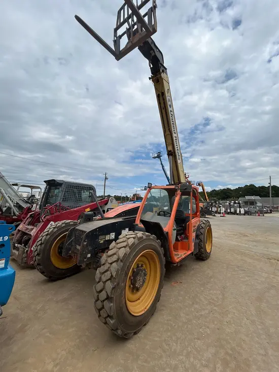2017 JLG 742 Forklift