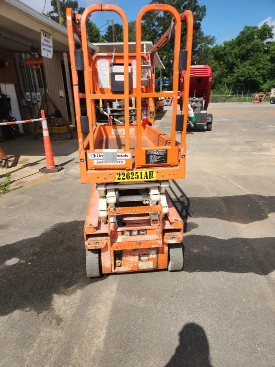 2019 Snorkel S3219E Scissor Lift
