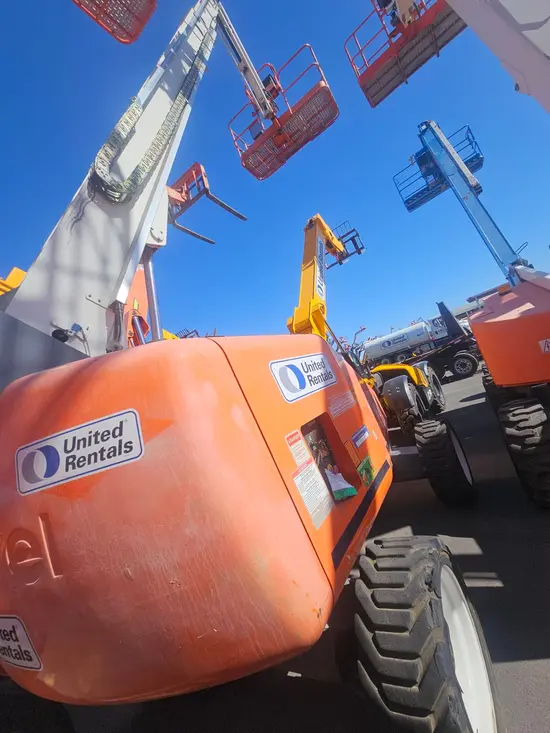 2017 Snorkel 660SJ Boom Lift