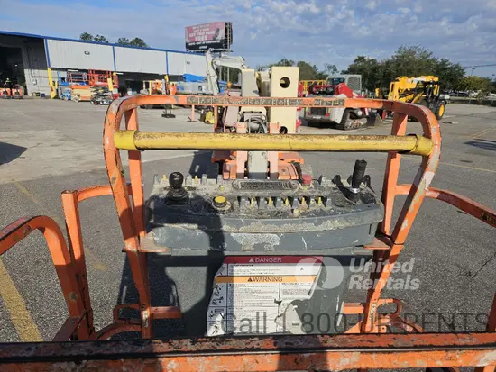 2017 JLG E400AJPN Articulating Boom Lift