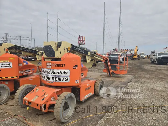 2017 JLG E450AJ Articulating Boom Lift