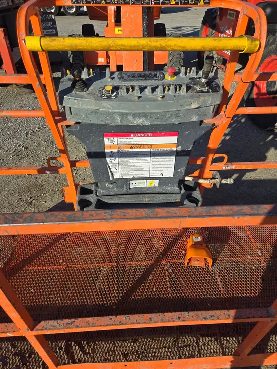 2017 JLG 460SJ Boom Lift