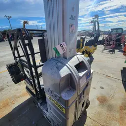 2018 JLG 20MVL Self-Propelled One-Person Lift