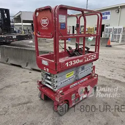 2017 MEC 1330SE Scissor Lift
