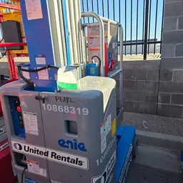 2018 Genie GR-20 Self-Propelled One-Person Lift