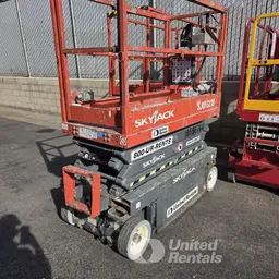 2017 Skyjack SJIII3219 Scissor Lift