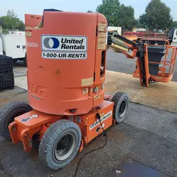 2013 JLG E300AJP Articulating Boom Lift