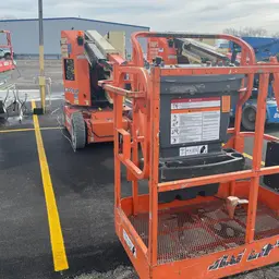 2015 JLG E300AJP Articulating Boom Lift