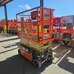 2018 JLG 1932R Scissor Lift