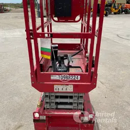 2019 MEC 1330SE Scissor Lift