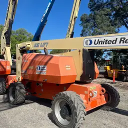 2017 JLG 800AJ Articulating Boom Lift