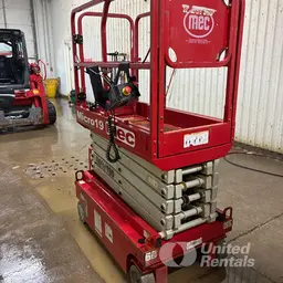 2020 MEC MICRO 19 Scissor Lift