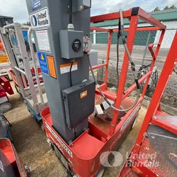 2018 Skyjack SJ12 Self-Propelled One-Person Lift