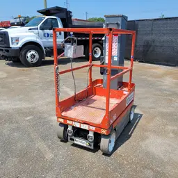 2018 Skyjack SJ16 Self-Propelled One-Person Lift