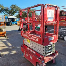 2017 MEC 1330SE Scissor Lift