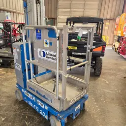 2018 Genie GR-20 Self-Propelled One-Person Lift