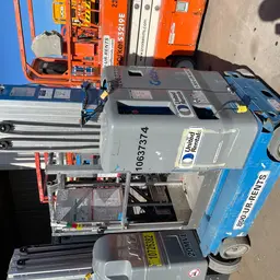 2017 Genie GR-20 Self-Propelled One-Person Lift