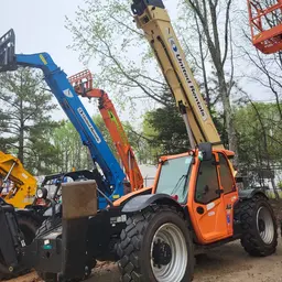 2019 JLG 1055 Forklift