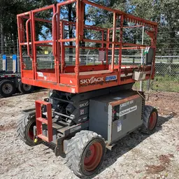 2018 Skyjack SJ6832RT Rough Terrain Scissor Lift
