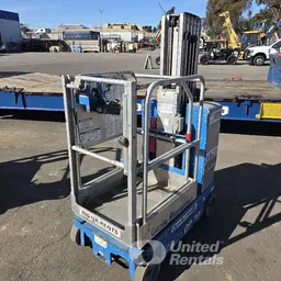 2019 Genie GR-20 Self-Propelled One-Person Lift