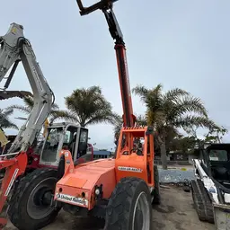 2017 SKYTRAK 6042 Forklift