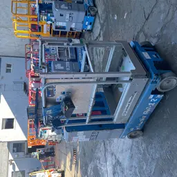 2017 Genie GR-12 Self-Propelled One-Person Lift