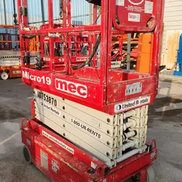 2018 MEC MICRO 19 Scissor Lift