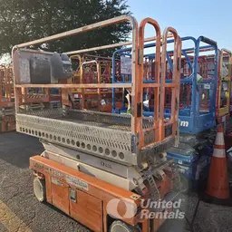 2019 Snorkel S3215L Scissor Lift