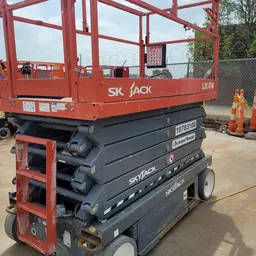 2018 Skyjack SJIII4740 Scissor Lift