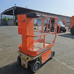 2019 JLG 1230ES Self-Propelled One-Person Lift