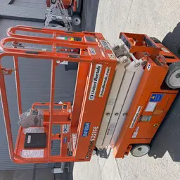 2018 Snorkel S3219E Scissor Lift