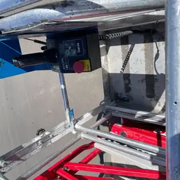 2014 Genie GR-20 Self-Propelled One-Person Lift