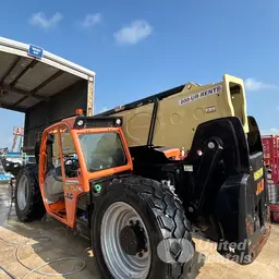2016 JLG 1055 Forklift