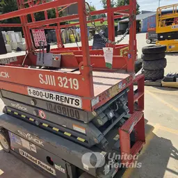 2016 Skyjack SJIII3219 Scissor Lift