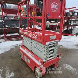 2019 MEC MICRO 19 Scissor Lift