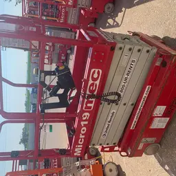 2018 MEC MICRO 19 Scissor Lift