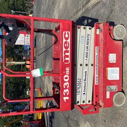 2018 MEC 1330SE Scissor Lift