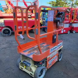 2017 JLG 1230ES Self-Propelled One-Person Lift