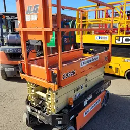 2018 JLG 1932R Scissor Lift