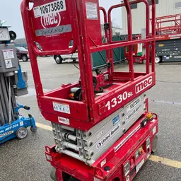 2017 MEC 1330SE Scissor Lift