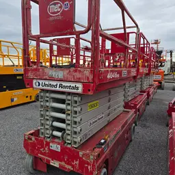 2017 MEC 4046SE Scissor Lift