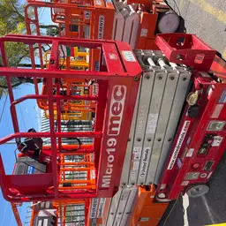 2018 MEC MICRO 19 Scissor Lift