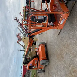 2017 JLG E450AJ Articulating Boom Lift