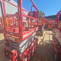 2018 MEC MICRO 19 Scissor Lift