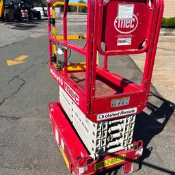 2018 MEC MICRO 19 Scissor Lift