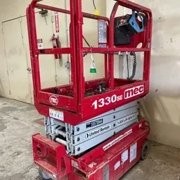2017 MEC 1330SE Scissor Lift